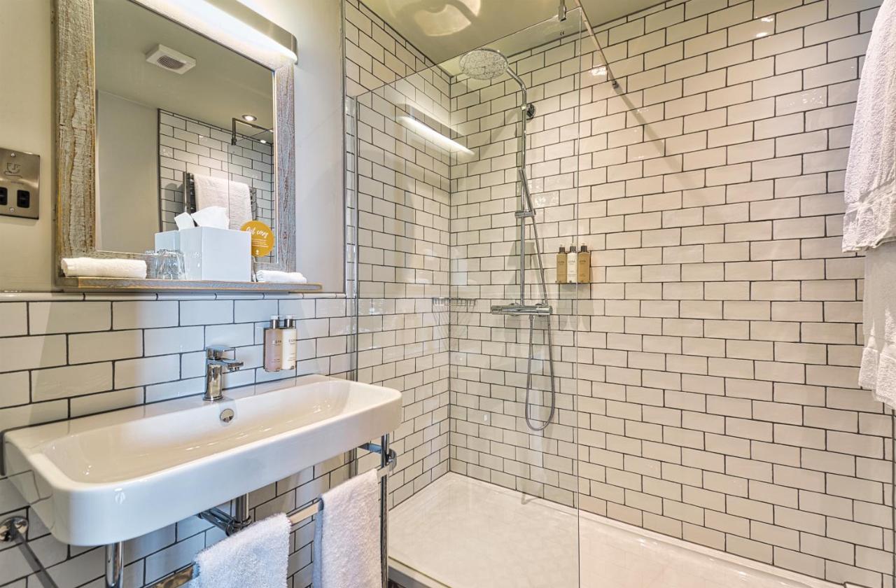 The Wellington Arms - Basingstoke-Reading Hotell Heckfield Exteriör bild