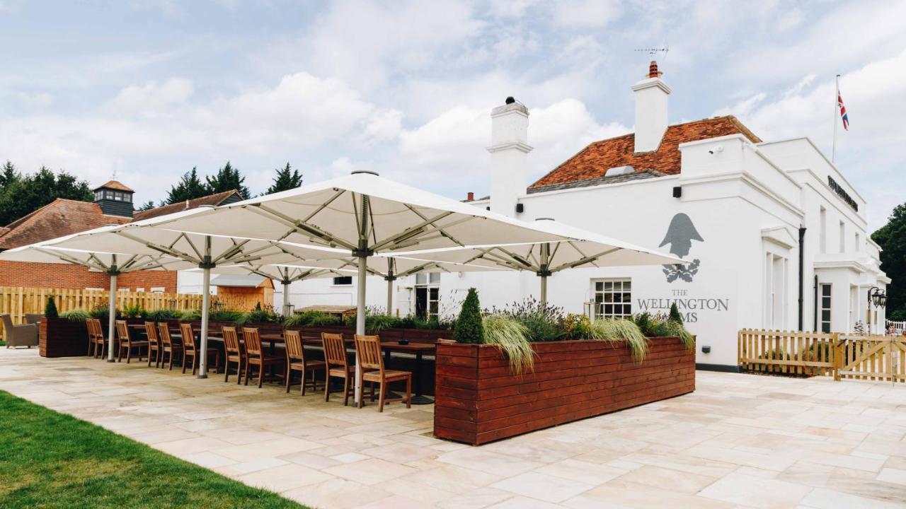 The Wellington Arms - Basingstoke-Reading Hotell Heckfield Exteriör bild