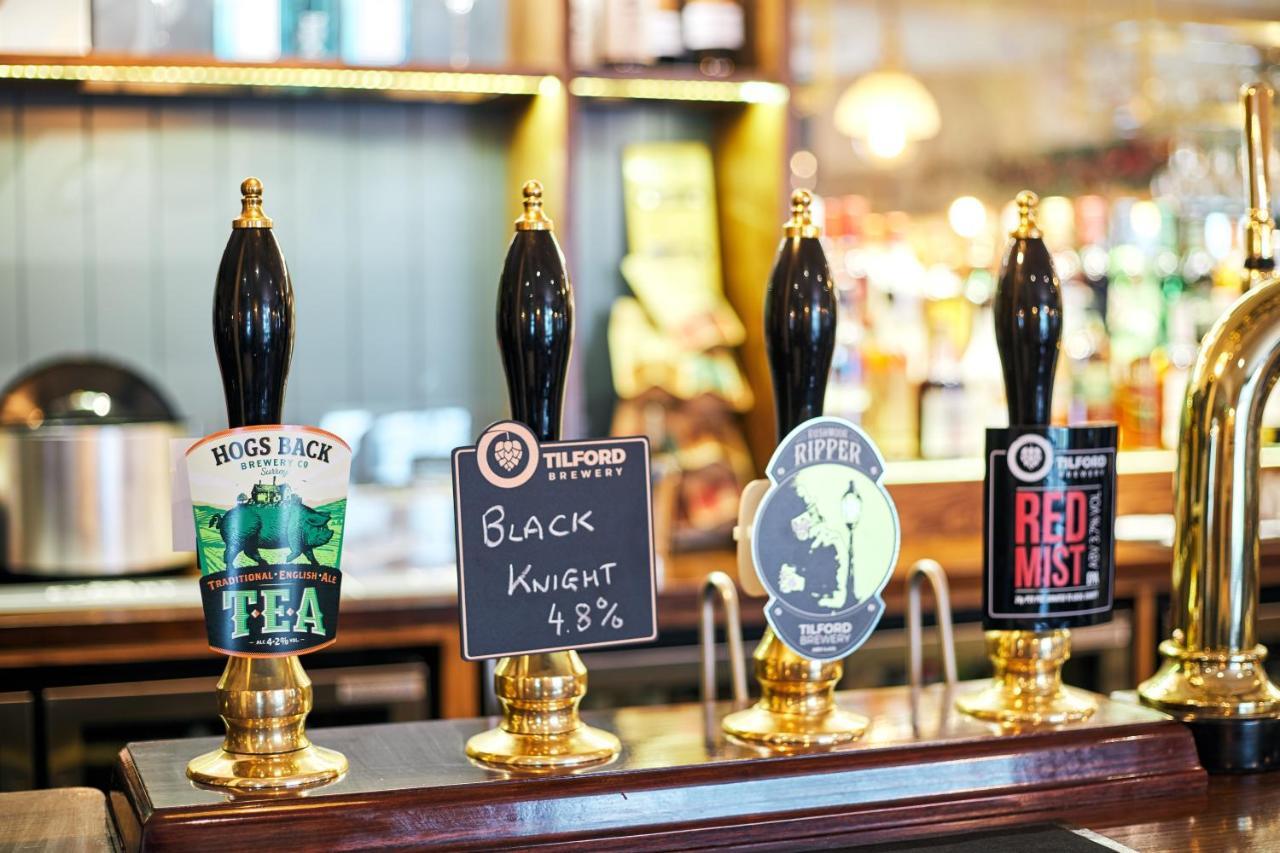 The Wellington Arms - Basingstoke-Reading Hotell Heckfield Exteriör bild